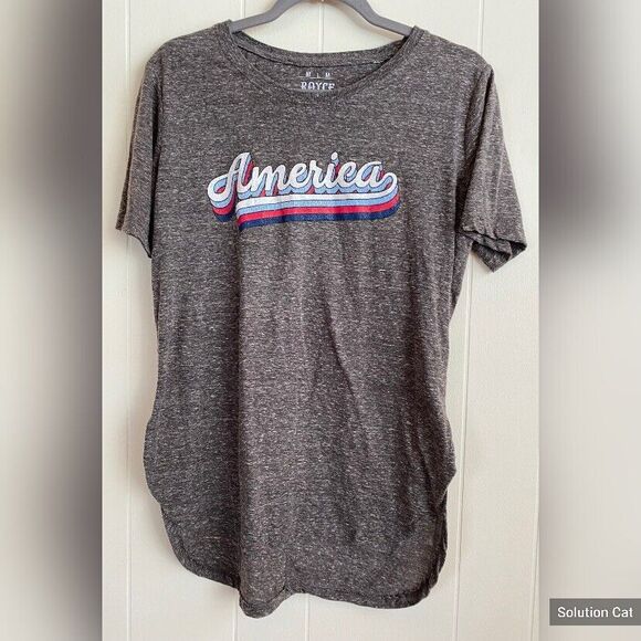 Royce Shirt Women’s Medium  Graphic America Poly Blend - Picture 1 of 3